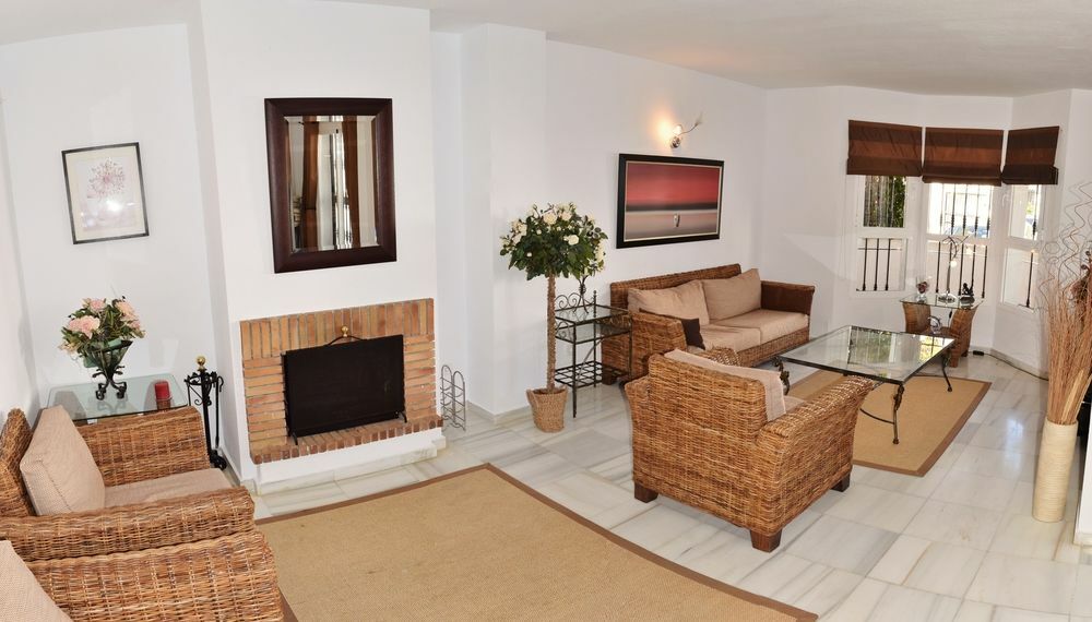 El Ángel Apartamentos Y Casas Serinamar Marbella מראה חיצוני תמונה